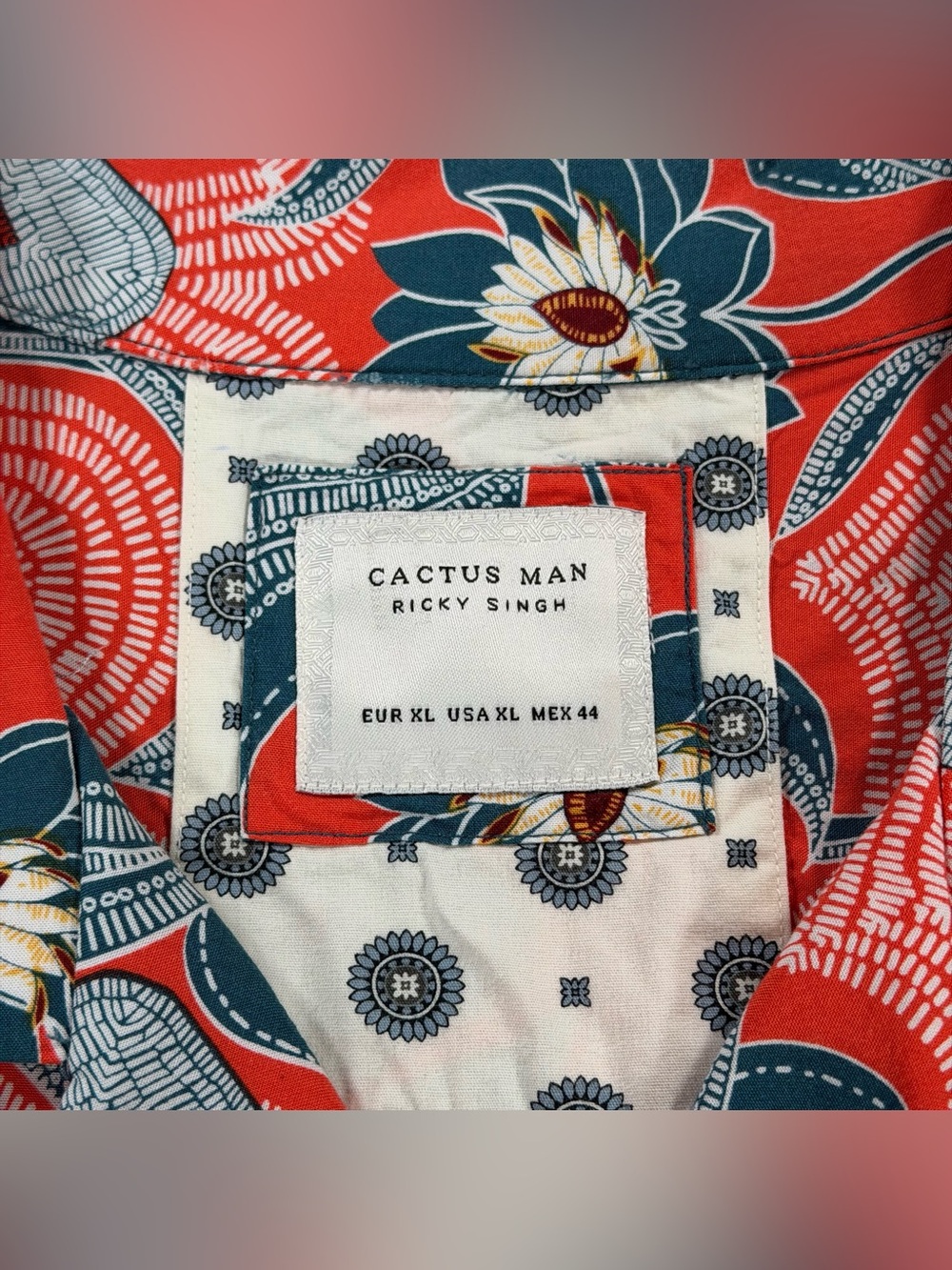 Cactus Man Ricky Singh Shirt Mens XL Orange Floral Lotus Viscose Hawaiian Camp - Picture 4 of 9